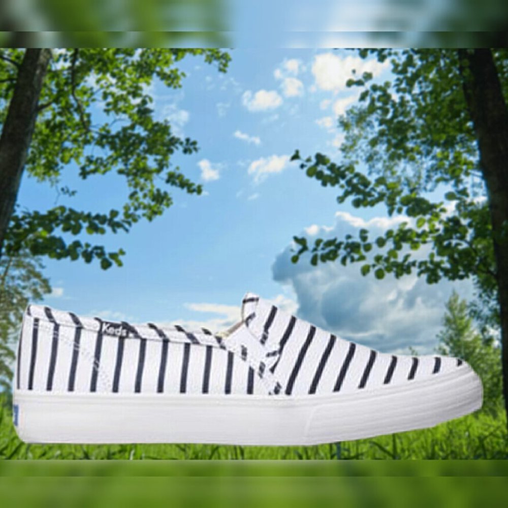 Keds women's slip on shoes white/black stripes